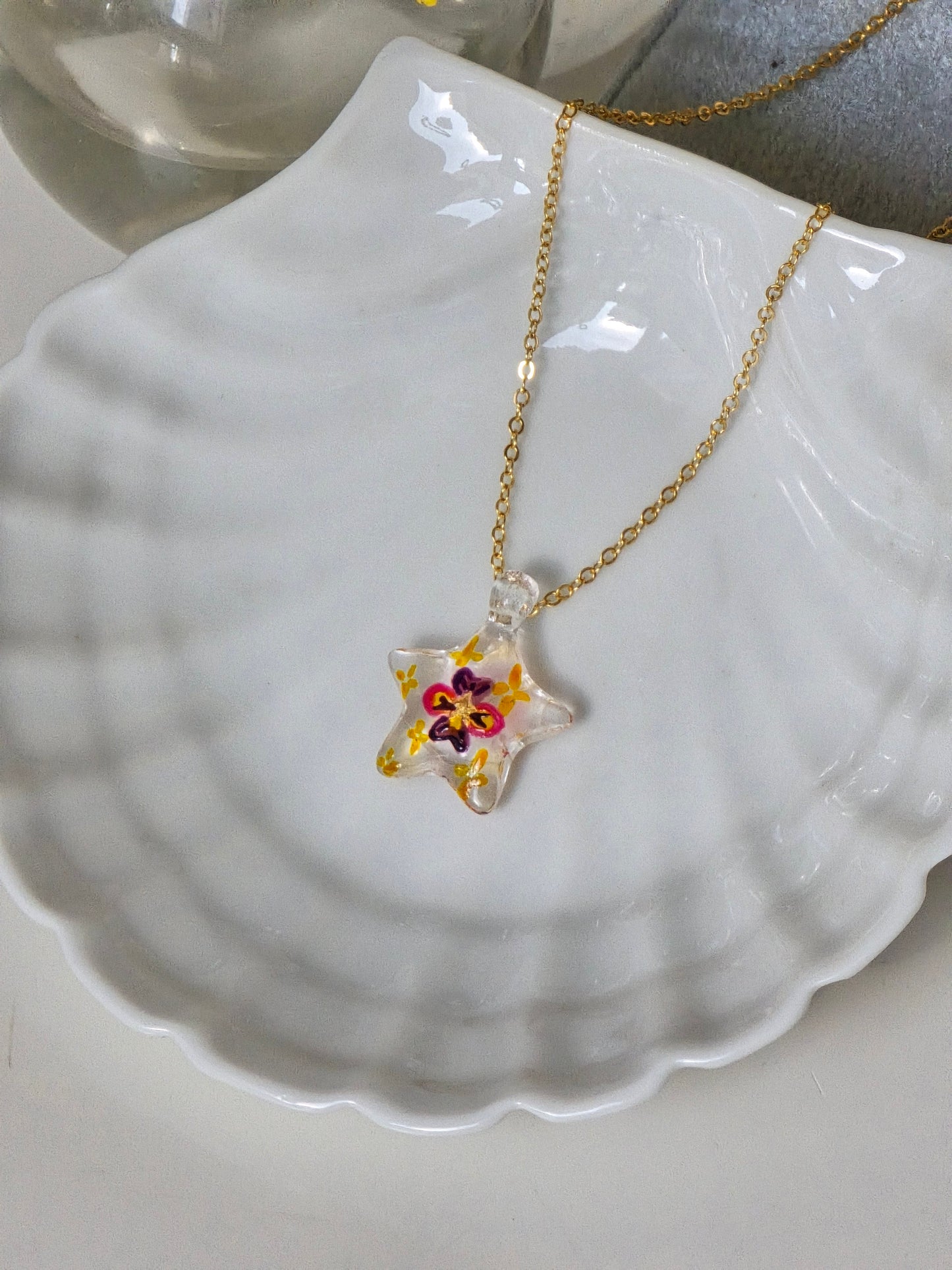 Heartsease Pendant